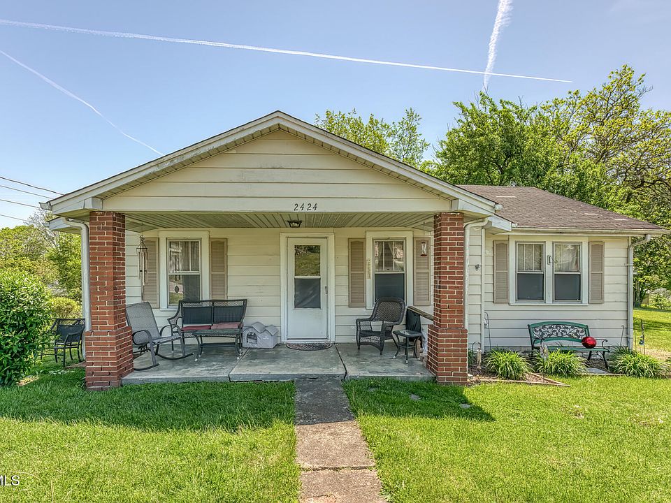1st image of 2424 Catherine St