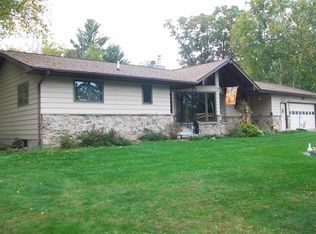2594 Sunny Meadow Dr, Kronenwetter, WI 54455