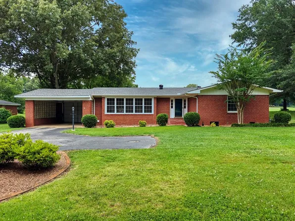 335 Buena Vista Rd, Huntingdon, TN 38344
