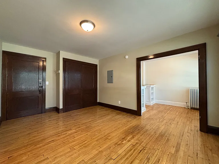 1756 Grand Ave — Photo 16