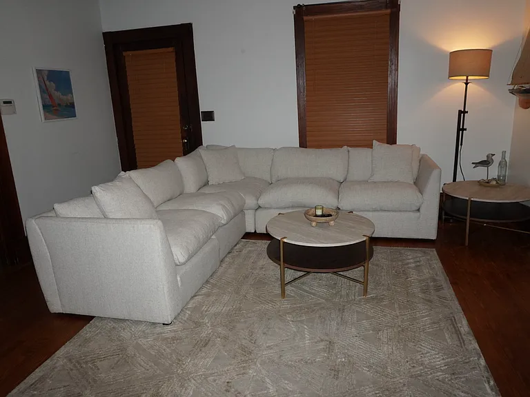 2120 Reynolds St — Photo 4