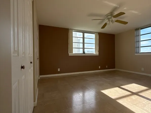 321 SE 3rd St APT 408, Dania, FL 33004