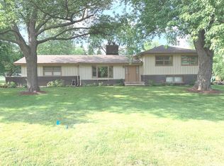 19W940 80th St, Downers Grove, IL 60516