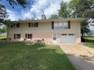 346 N Kentucky St, Camp Point, IL 62320