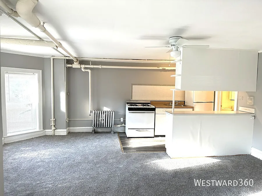 4941 N Monitor / Studio / Jefferson Park / Available ASAP — Photo 3