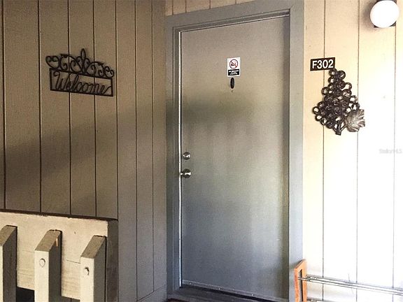 4th image of 85 SE 16th Ave APT F302