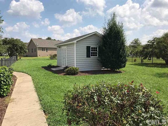 4th image of 603 Stacy Ct