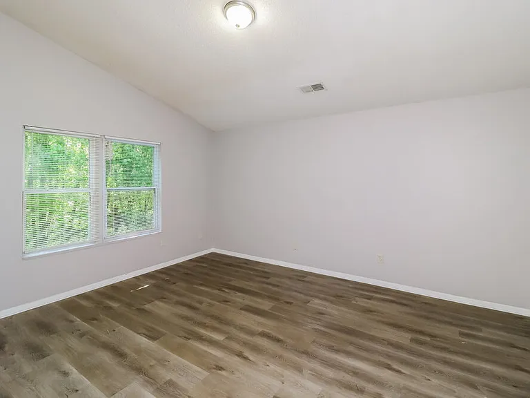 4680 Waterfront Oak Dr — Photo 10