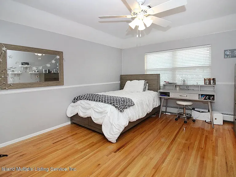 Bayview Ln — Photo 24