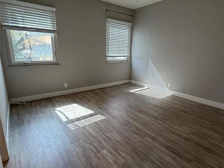 1739 E Appleton St #10 — Photo 11