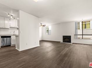 1950 Rodney Dr APT 101, Los Angeles, CA 90027