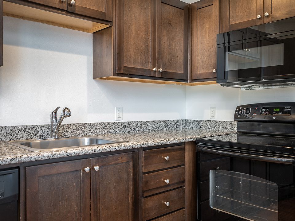 1st image of 455 NE 24th Ave #1B-1Ba-420Sqft