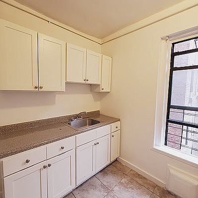 3rd image of 2721 Morris Ave APT 3C