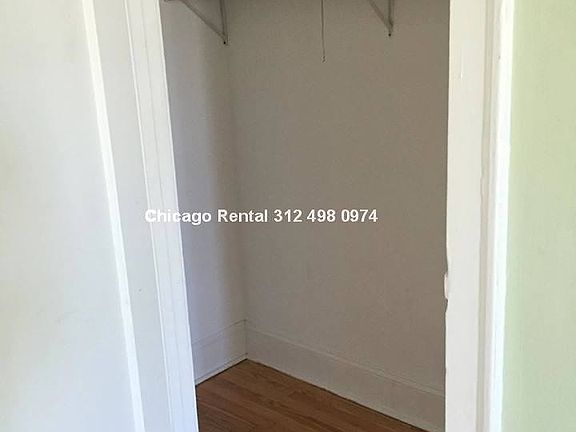 5th image of 4871 N Hermitage Ave APT 1W