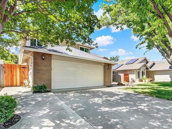5th image of 778 Oak Brook Drive