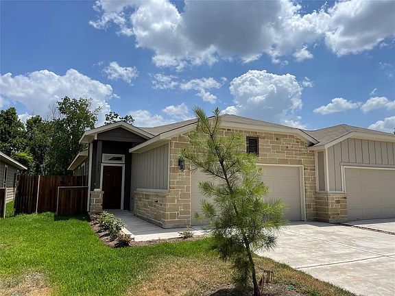 2nd image of 9765 Grosbeak Ln