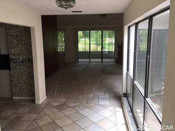 4th image of 11413 Palmetto Blvd