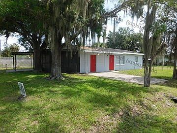 4th image of 2037 Magnolia St W