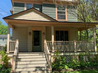 616 W Cedar St, Kalamazoo, MI 49007