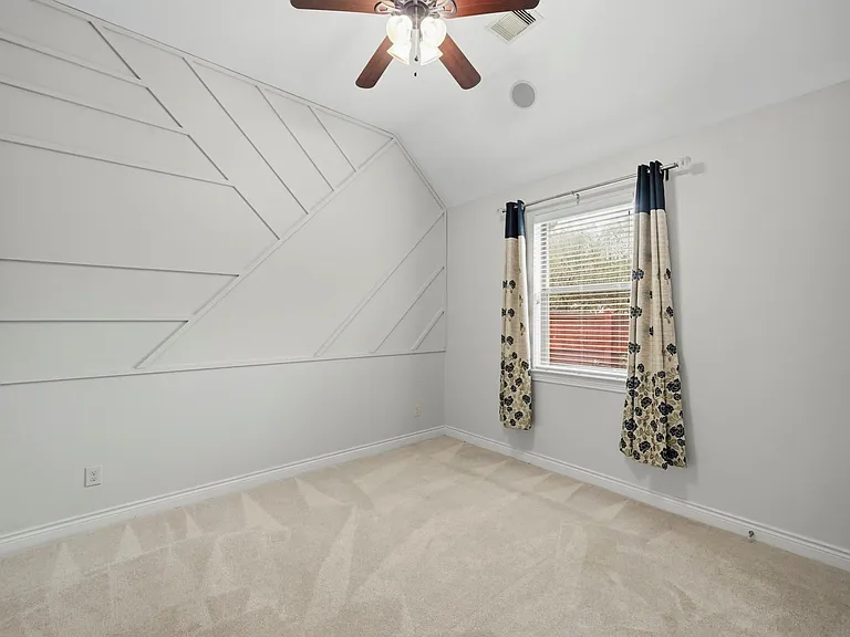 2019 Wild Peregrine Cir — Photo 18