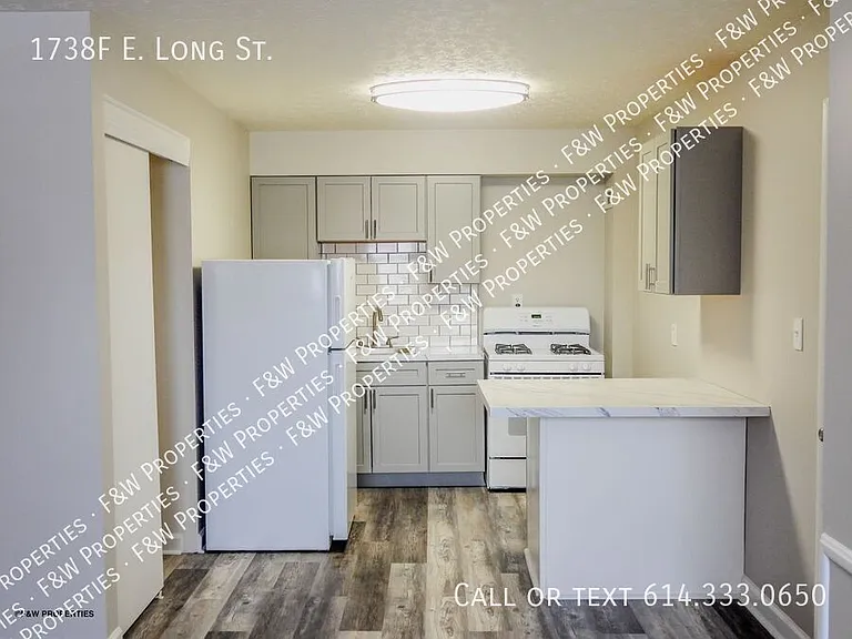 1738F E Long St — Photo 30