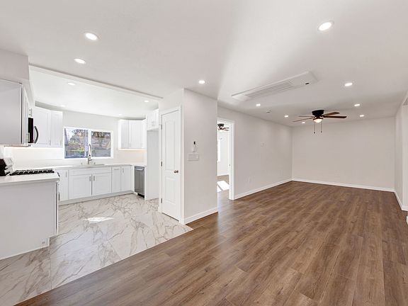 4th image of 3555 Sterling Ct #B