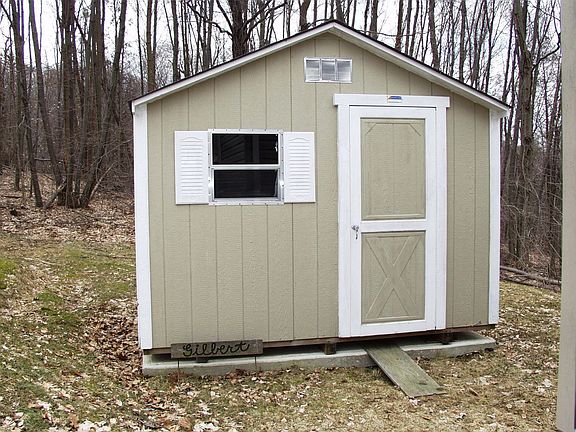 4th image of 24 Konner Dr