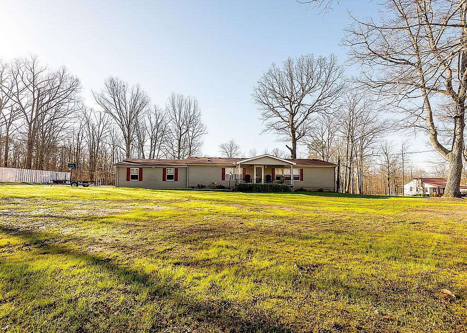 2nd image of 5370 Hawk Pride Mountain Rd