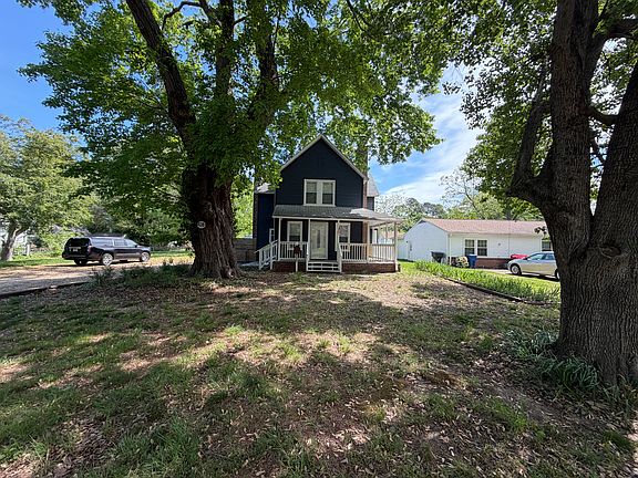 5th image of 428 Lucas Creek Rd