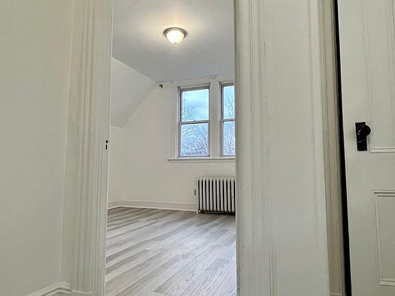 2nd image of 4350 Vireo Ave