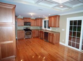 17 Alexander Rd, Braintree, MA 02184