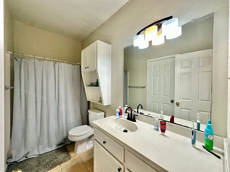 1231 Wood Ave #B — Photo 14