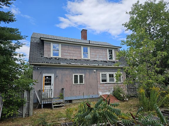 2nd image of 30 Pine Street