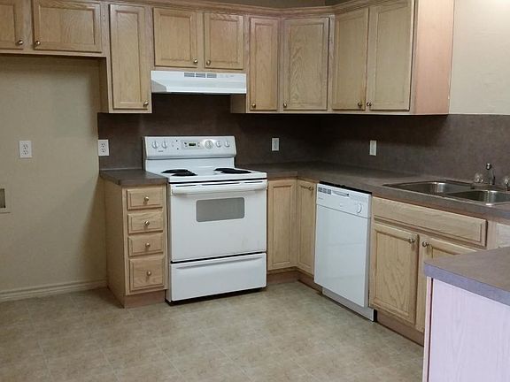 4th image of 284 Westridge St