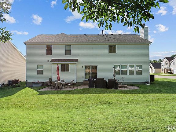 5th image of 2701 Emerald Creek Ct