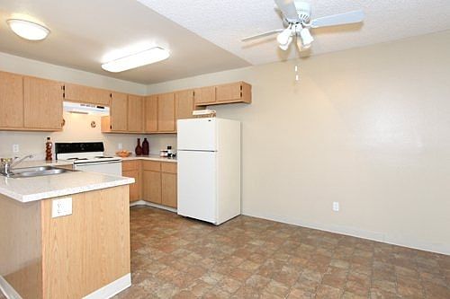 4th image of 4641 Home Ave APT 14