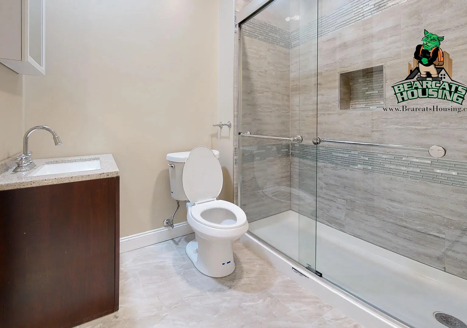 81 State - 2 Bed — Photo 3