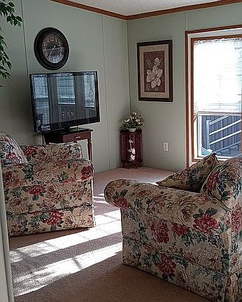 3rd image of 50597 Van Buren Dr