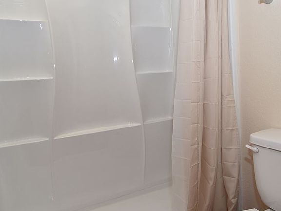 4th image of 2514 Dexter Ave N APT 2