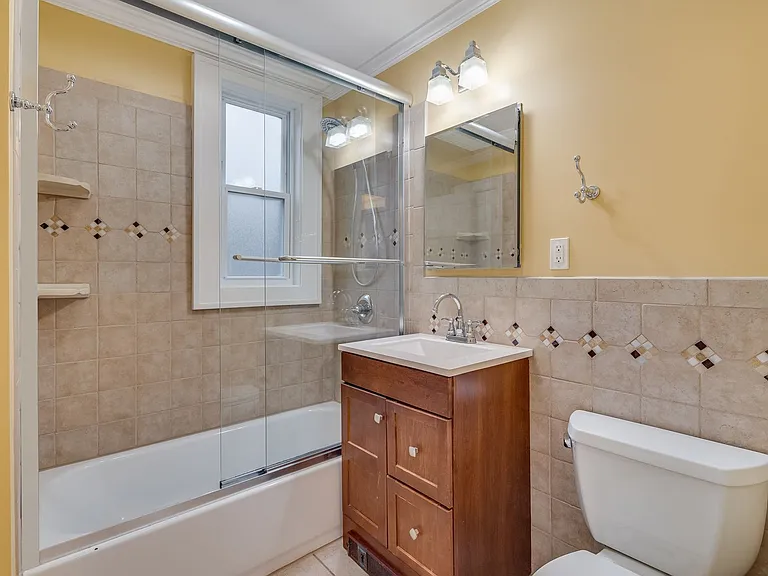 The Clarendon Apartments of West Hartford! — Photo 39