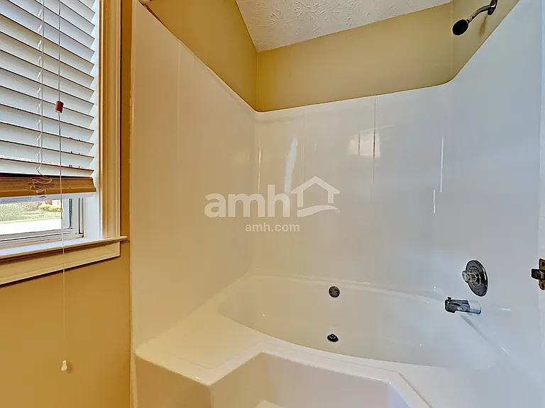 2510 Baysridge Dr NW — Photo 11