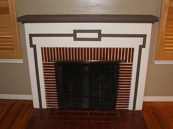 4th image of 3059 N Mountain View Ave