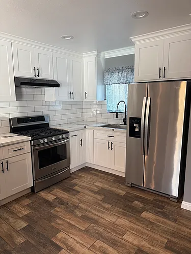 960 N H St #2 Photo 1