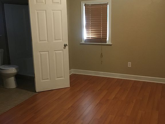 4th image of 841 Altaloma Ave APT B
