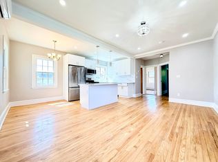 21414 36th Ave APT 5, Bayside, NY 11361