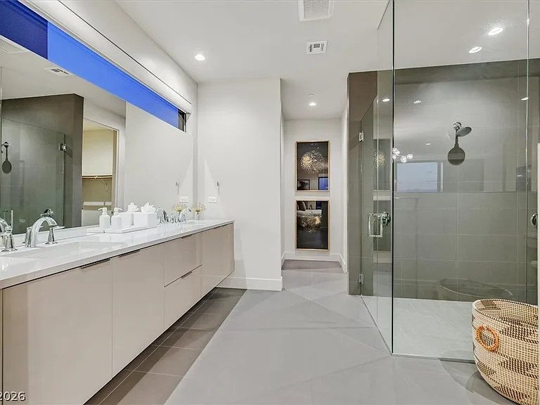 807 Magnum Cliff Ct — Photo 29
