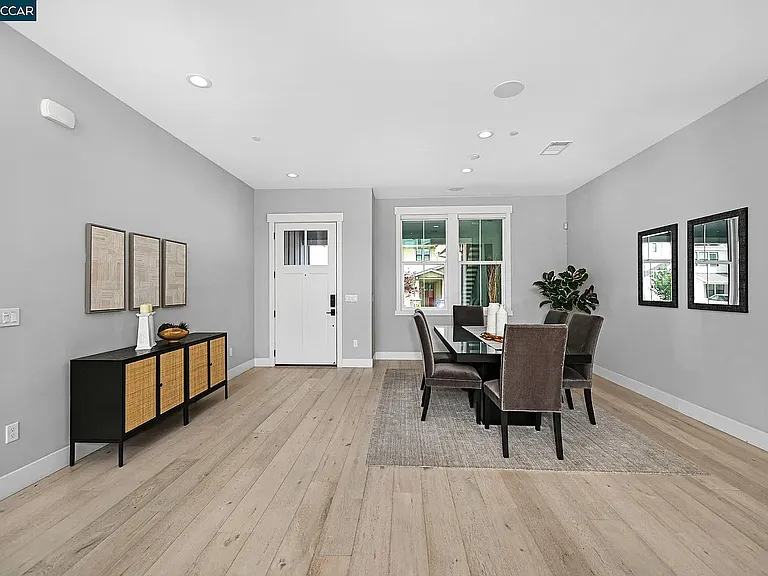 226 Akabane Ln — Photo 26