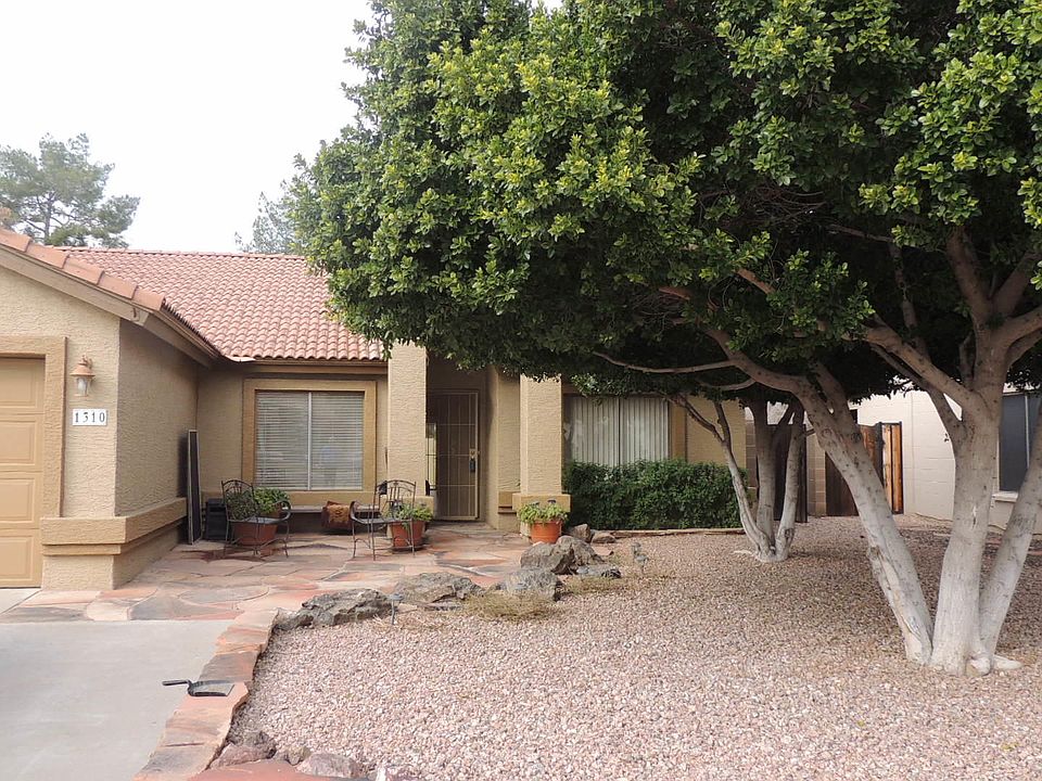 1st image of 1310 E San Angelo Ave