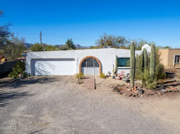 2511 N Shannon Rd, Tucson, AZ 85745
