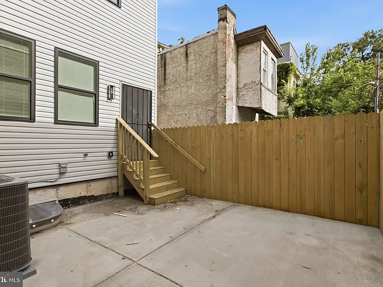 2503 N 12th St #1 — Photo 10